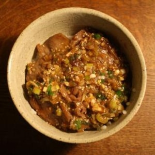 手軽にできる牛カルビ丼